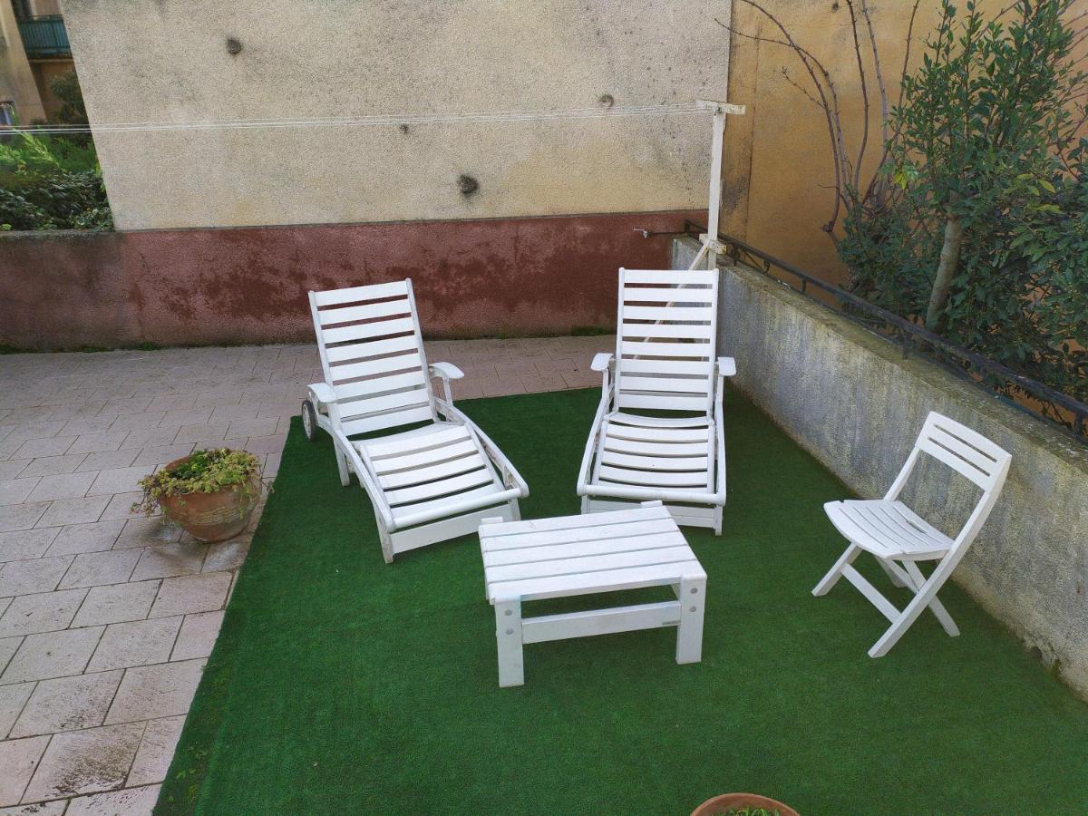 L'Atelier De Robert Vila Carcassonne Exterior foto